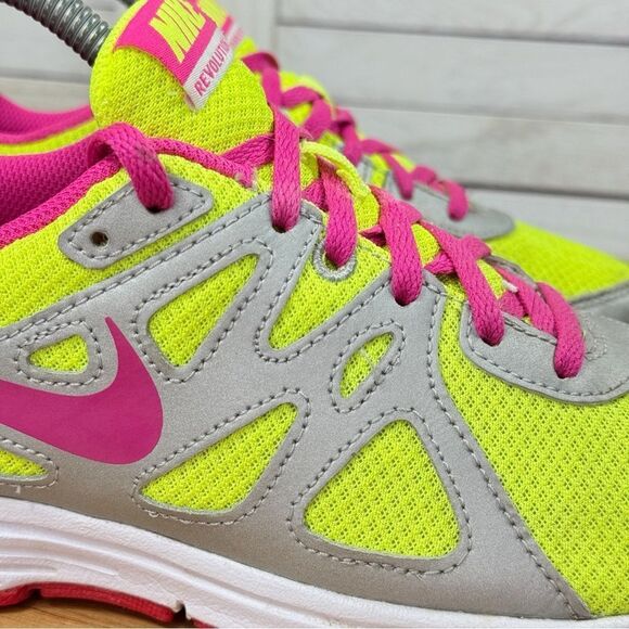 Nike Youth Revolution 2 Running Shoes Sneakers Volt Yellow Pink 6.5Y 555090-761 - Picture 7 of 11